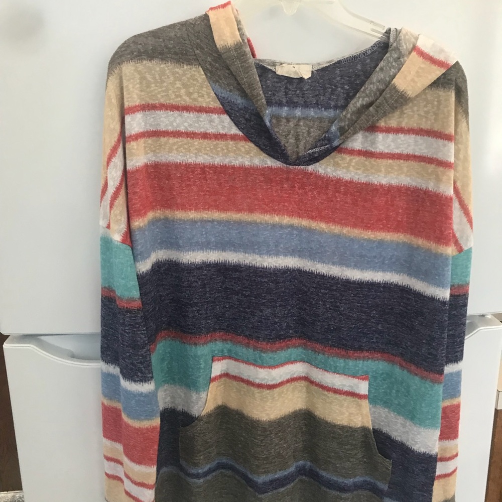 Light hoodie sweater in good condition